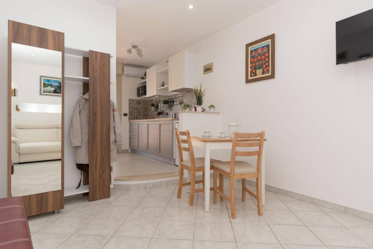 Casa Elia: Locazione Breve Apartment Noto Exterior photo